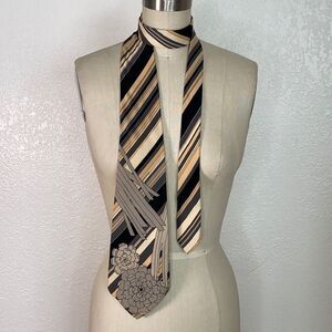 Vintage LEONARD silk retro 60s tie